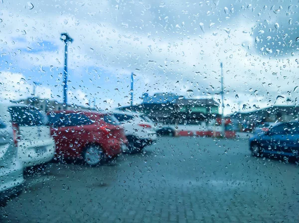 Rainy Day Parking Lot — Stock Photo, Image