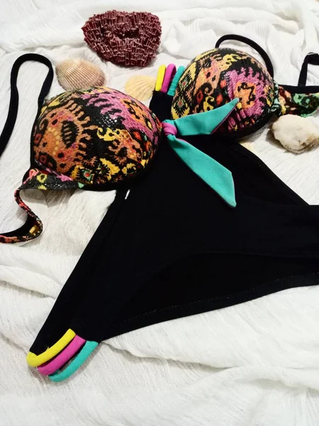 Black Colorful Patterned Trent Bikini Decorated Seashells — Stockfoto