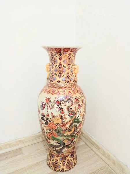 Chinese Vase Dragon Pattern Made China Beautiful Ceramic Vase — Stock Photo, Image