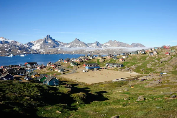 Grönland Uzak Doğu Kıyısındaki Tasiilaq Manzaralı Yerleşimi — Stok fotoğraf