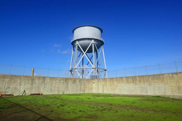 Water Tower Yard Alcatraz Prison San Francisco California Prison Now — Stock Photo, Image