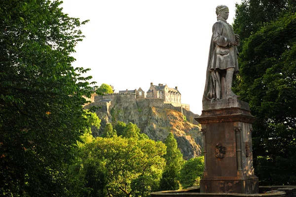 Edinburgh Castle Statue Scottish Painter Allan Ramsay — Stock Photo, Image