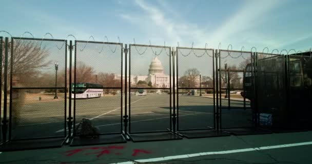 Time Lapse Security Perimeter Manned National Guard Troops Front Capitol — Stock video