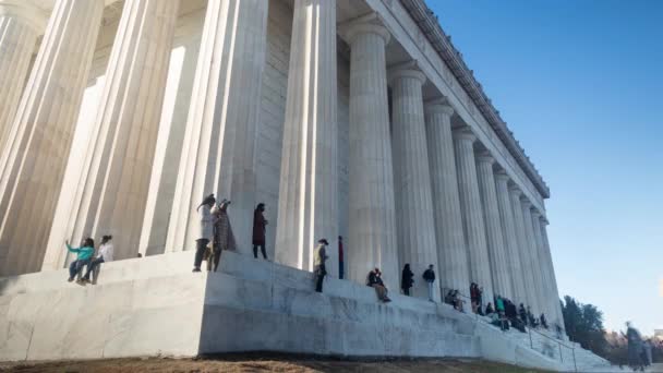 Time Lapse Video Numerous Tourists Visiting Lincoln Memorial Located Washington — Stockvideo