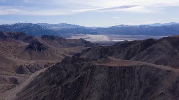 Aerial Hyper Lapse Last Chance Mountain Range Eureka Valley Seen — ストック動画