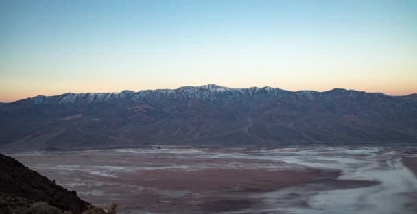 Morning Sunshine Illuminates Panamint Mountains Telescope Peak Seen Dante View — Stock video