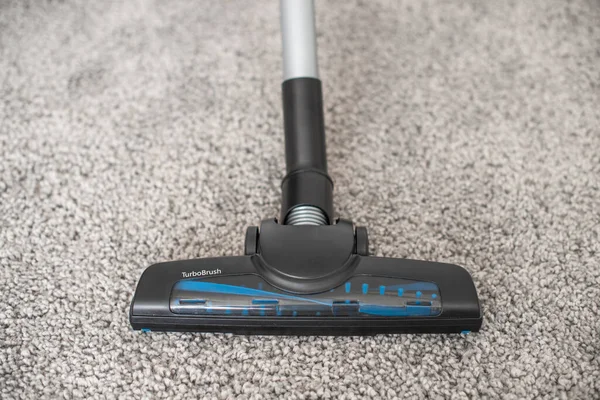 Brushes Vacuum Cleaner Gray Rug — ストック写真