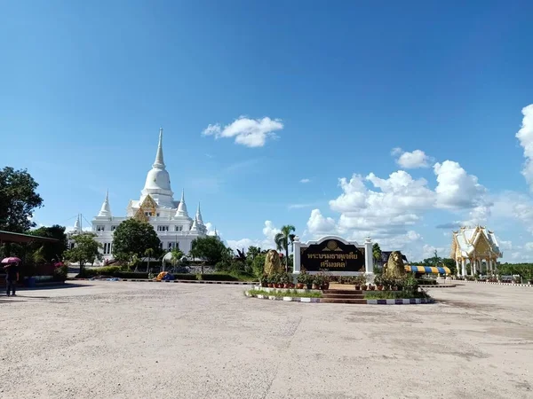 Phra Borommathat Chedi Mongkhon Świątynia Wat Mai Ban Tan Dystrykt — Zdjęcie stockowe