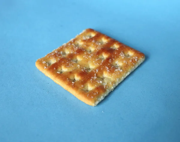 Biscoitos Manteiga Com Forma Quadrada Fundo Azul — Fotografia de Stock