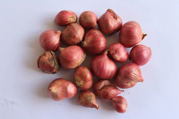 Some Red Onions Isolated White Background — стоковое фото