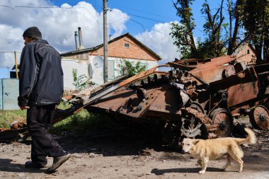 Husarivka, Izyum district, Kharkiv Oblast. September 7, 2022. The front line is very close. The village is almost empty after russian  occupation at the beginning of the war. Shelling still goes on. 