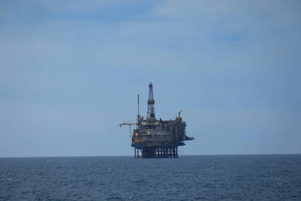 Olieplatform Offshore Ekofisk Noorwegen Met Bewolkte Achtergrond — Stockfoto