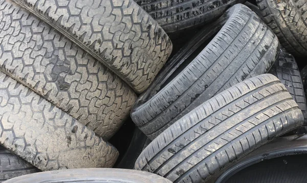 Picture Old Dirty Used Tires — Stock Photo, Image