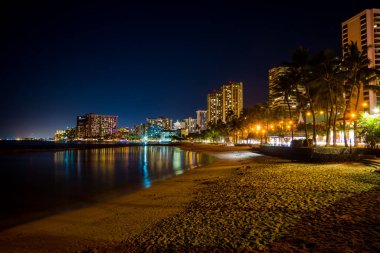 Waikiki Beach at night, Honolulu, Oahu, Hawaii