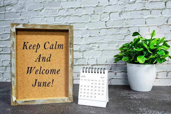 Motivational Quote Wooden Frame June 2022 Calendar Keep Calm Welcome — Fotografie, imagine de stoc