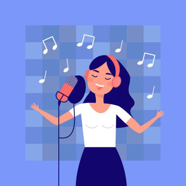 Ses stüdyosunda mikrofonda şarkı söyleyen kulaklıklı kız, şarkı kaydediyor. Şarkıcı işi, ses kaydı, arka plandaki düz vektör illüstrasyonunda notaları olan müzik konsepti