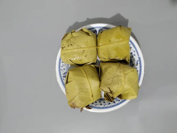 Peuyeum White Plate Sweet Snack Typical West Java — 图库照片