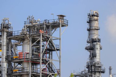 Gökyüzündeki petrol rafinerisi