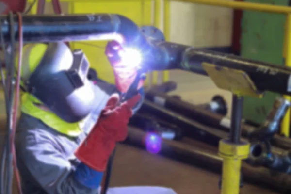 Worker Welding Metal Sparks Protective Gloves — Foto Stock