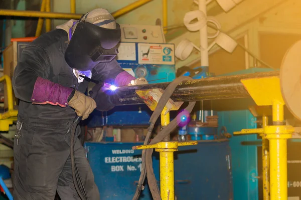 Worker Protective Uniform Welding Metal Steel Sparks — Zdjęcie stockowe
