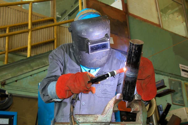 Welder Welding Metal Sparks Steel Mask — Foto Stock