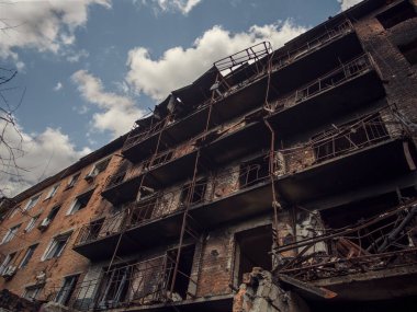 Not everyone was able to wake up that night. Explosion and its consequences. The city of Vasilkov, Kyiv region.