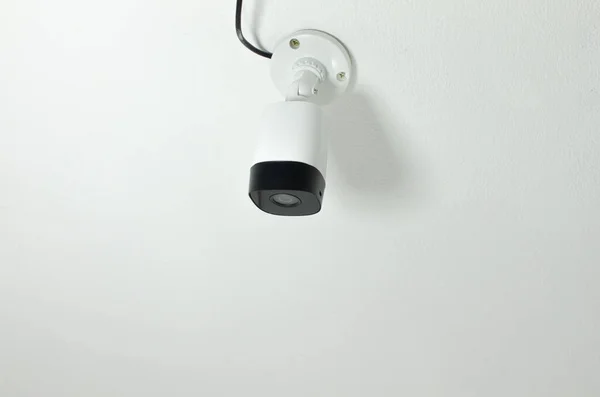CCTV video, CFTV güvenlik kamerası, güvenli devresi olan beyaz kamera, hırsızlık koruması. Gözetleme görünümü.