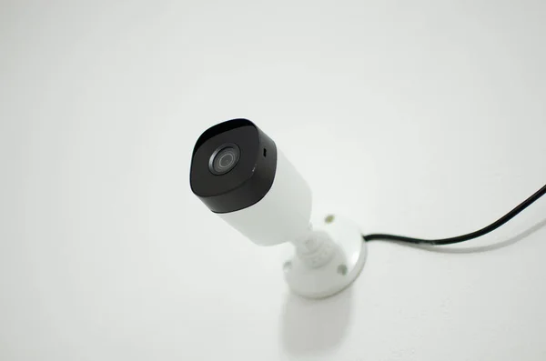 Biztonsági Kamera Biztonsági Kamera Fehér Kamera Biztonsági Áramkörrel Lopásvédelem Felügyeleti — Stock Fotó