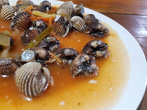 Sweet Sour Scallops Dish Processed Fresh Shellfish Cooked Chili Sauce — Stok fotoğraf