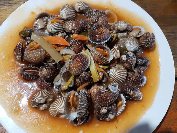 Sweet Sour Scallops Dish Processed Fresh Shellfish Cooked Chili Sauce — Stok fotoğraf