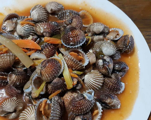 Sweet Sour Scallops Dish Processed Fresh Shellfish Cooked Chili Sauce — Stok fotoğraf