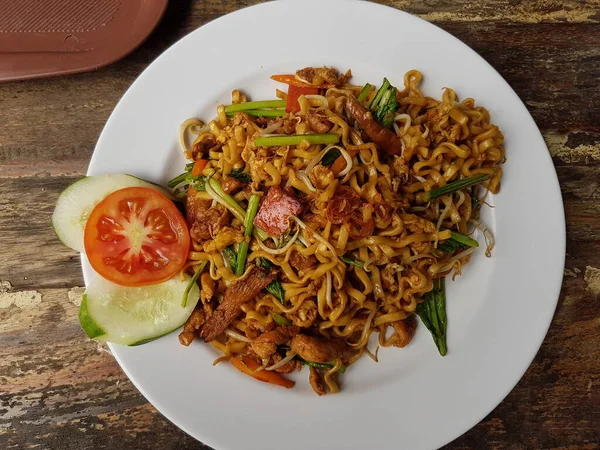 Kwetiau Goreng Ist Ein Chinesisch Indonesisches Gericht Mit Flachen Reisnudeln — Stockfoto