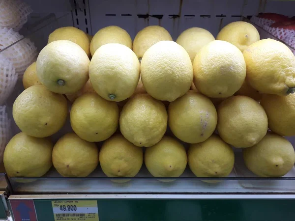 Heaps Fresh Oranges Sold Market Beneficial Body Build Immunity Body — Zdjęcie stockowe