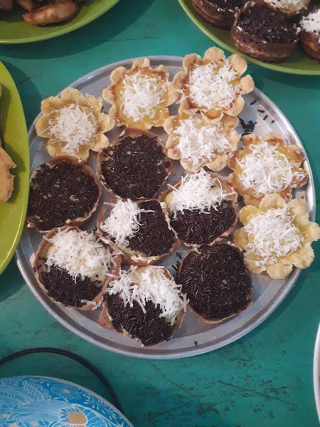 Традиционная Индонезийская Кухня Разнообразие Вкусных Популярных Сортов Сладкого Десерта — стоковое фото