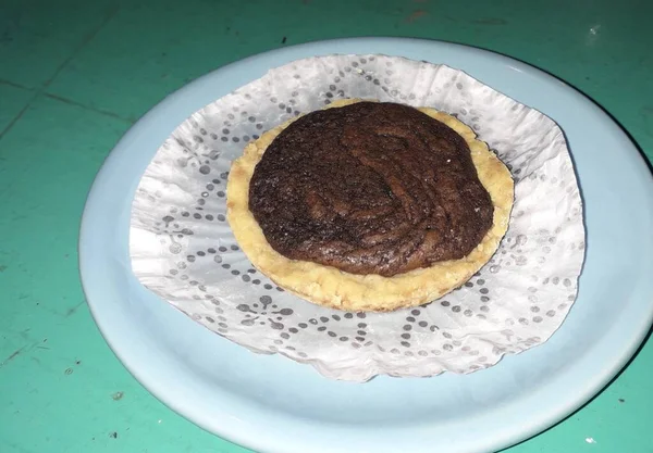 Delicioso Bolo Torta Com Camada Creme Manteiga Amendoim Cobertura Chocolate — Fotografia de Stock