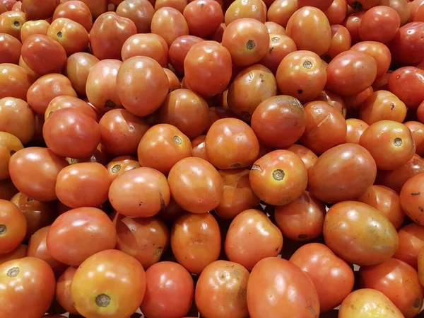 Köstliche Rote Tomaten Sommer Tablett Markt Bauernhof Voller Bio Gemüse — Stockfoto