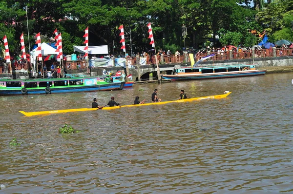 Banjarmasin South Klimantan Indonesia August 2022 Floating Market Cultural Festival — Foto de Stock