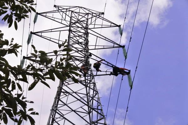 Banjarmasin South Kalimantan Indonesia August 2022 Electrician Work Installation High — Stock Photo, Image