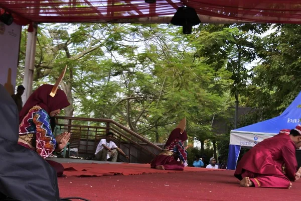Banjarmasin South Kalimantan Indonesia August 2022 Traditional Banjar Tribes Dance — Stock Photo, Image