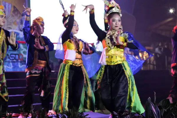 Банджармасин Южный Калимантан Индонезия Сентября 2022 Года Танец Даяков Время — стоковое фото