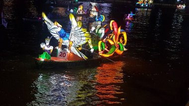 Süslü Tekne Tanglong Festivali (Banjarmasin, Endonezya 28 Eylül 2022)