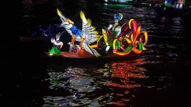 Süslü Tekne Tanglong Festivali (Banjarmasin, Endonezya 28 Eylül 2022)