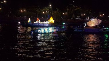 Süslü Tekne Tanglong Festivali (Banjarmasin, Endonezya 28 Eylül 2022)