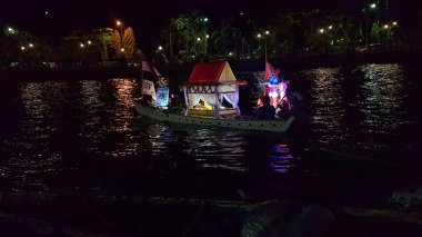 Süslü Tekne Tanglong Festivali (Banjarmasin, Endonezya 28 Eylül 2022)