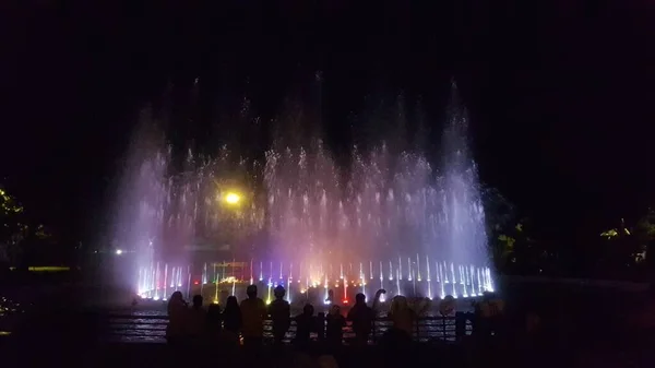 Fountain Attraction Water Dancing Show Night Attract Visitors Kamboja Garden — Stock Photo, Image