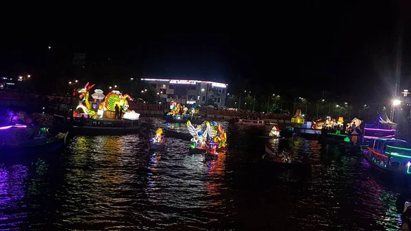 Prydnadsbåt Tanglong Festival Banjarmasin Indonesien September 2022 — Stockfoto