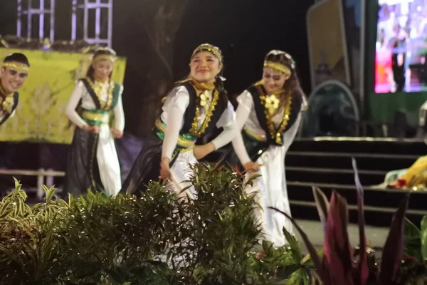 Banjarmasin Kalimantan Del Sur Indonesia Octubre 2022 Danza Tradicional Tribus — Foto de Stock