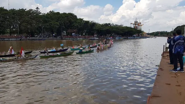 Banjarmasin Indonesia December 2021 Traditional Floating Market Selling Produce Barito — Stock Photo, Image