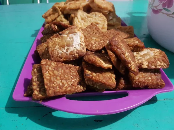 Tempeh Prăjit Adânc Sau Tempe Mendoan Este Aliment Tradițional Făcut — Fotografie, imagine de stoc