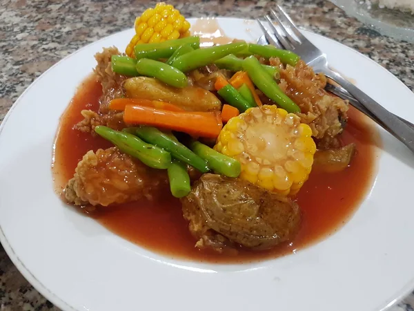 Indonesisches Essen Ayam Goreng Saus Asam Manis Gebratenes Huhn Mit — Stockfoto